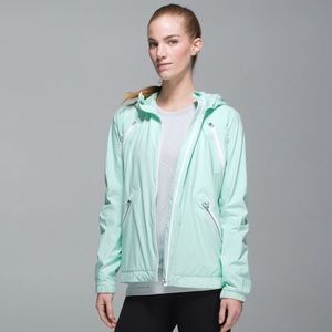Lululemon Rise & Shine Jacket II - Sea Mist - Size 6